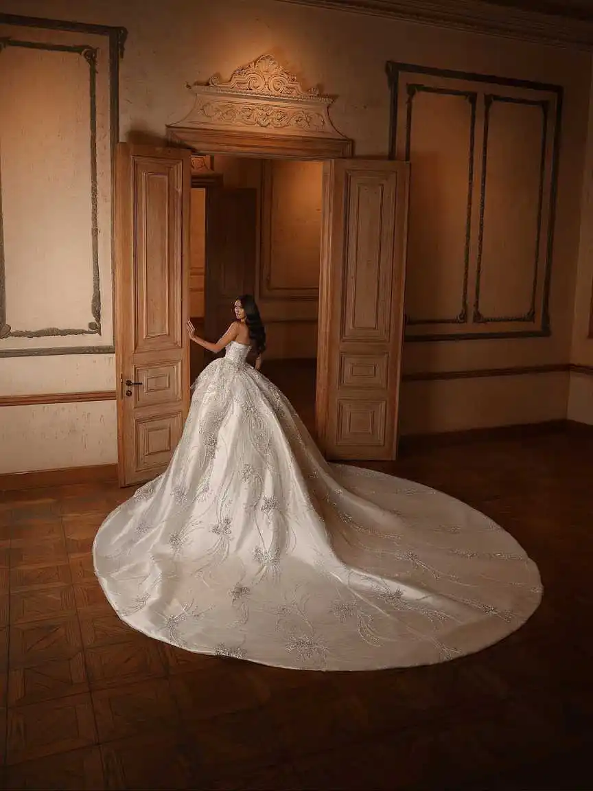 فساتين زفاف رائعة على شكل كرة مطرزة باللؤلؤ الكريستالي والدانتيل فساتين زفاف مقاس كبير مناسبة رسمية فيستدوس دي نوفيا مخصصة #3