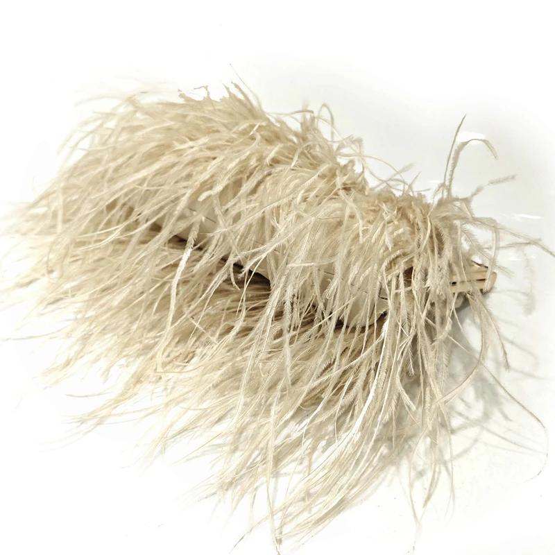 Bolsos de noche de moda con marco de metal para mujer bolsos y carteras de diseñador de lujo novedad 2026 bolso de hombro con cadena pequeña y decoración de plumas de avestruz alta calidad envío gratis