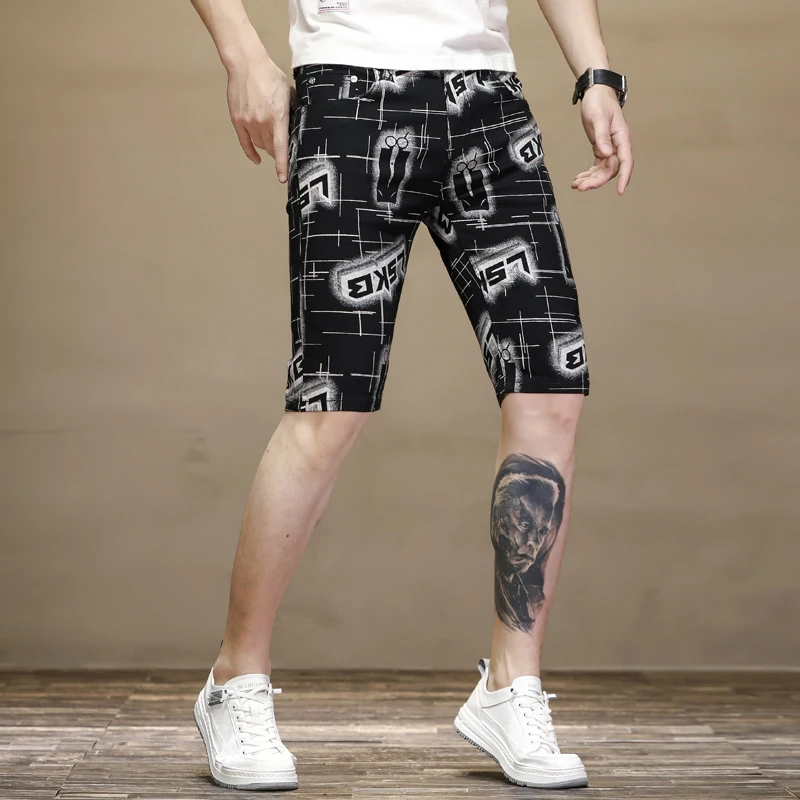 

Summer Thin Men's Denim Shorts Letter Printed Black Cropped Pants Stretch Slim Handsome Beach Breeches