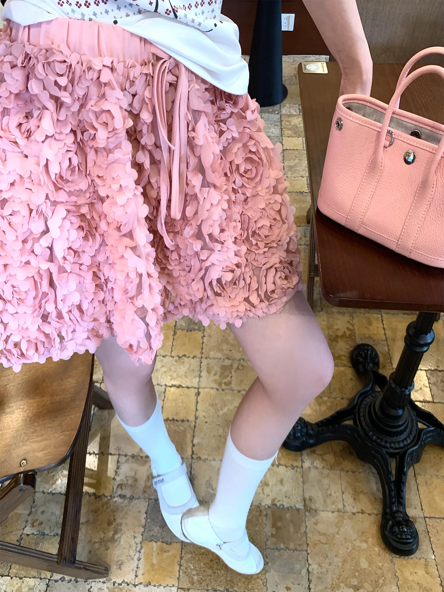 

Розовые 3D-юбка-шорты Xuekeke с лепестками, женские, с эластичным поясом на шнурке, милые, облегающие, для создания стройного силуэта