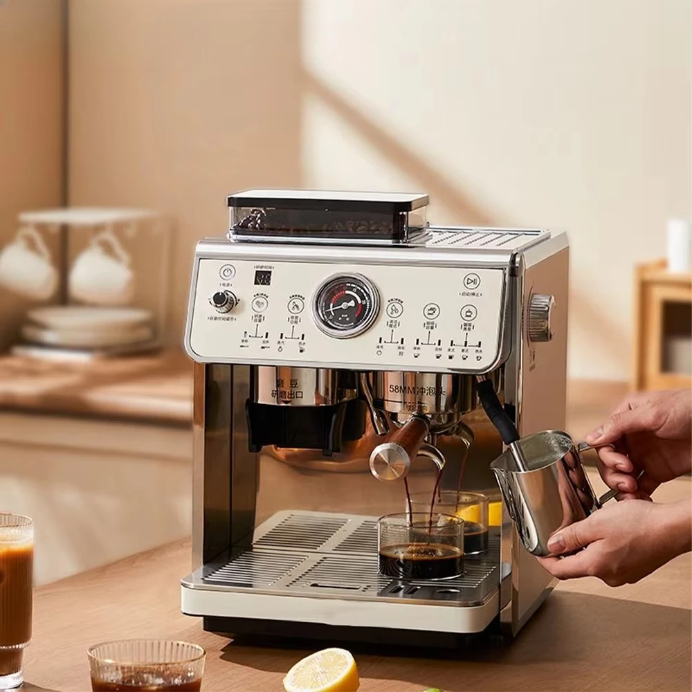 

Semi-automatic Coffee Machine CM650 2000W 2.7L Boiler All-in-One Espresso Maker with Grinder for Home Barista