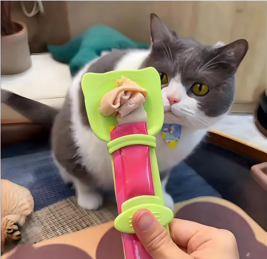 Pet Supplies Is Food - Cuillère distributrice de nourriture liquide pour