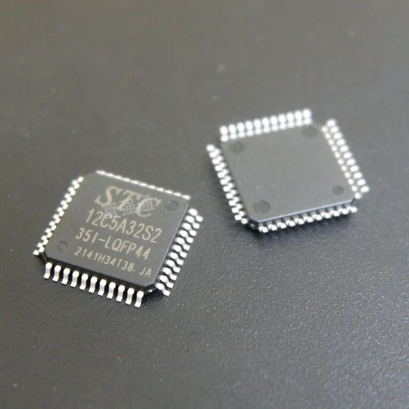 10/PCS LOT STC12C5A32S2-35I-LQFP44 STC12C5A32S2-35I STC12C5A32S2 LQFP44 100% original novo