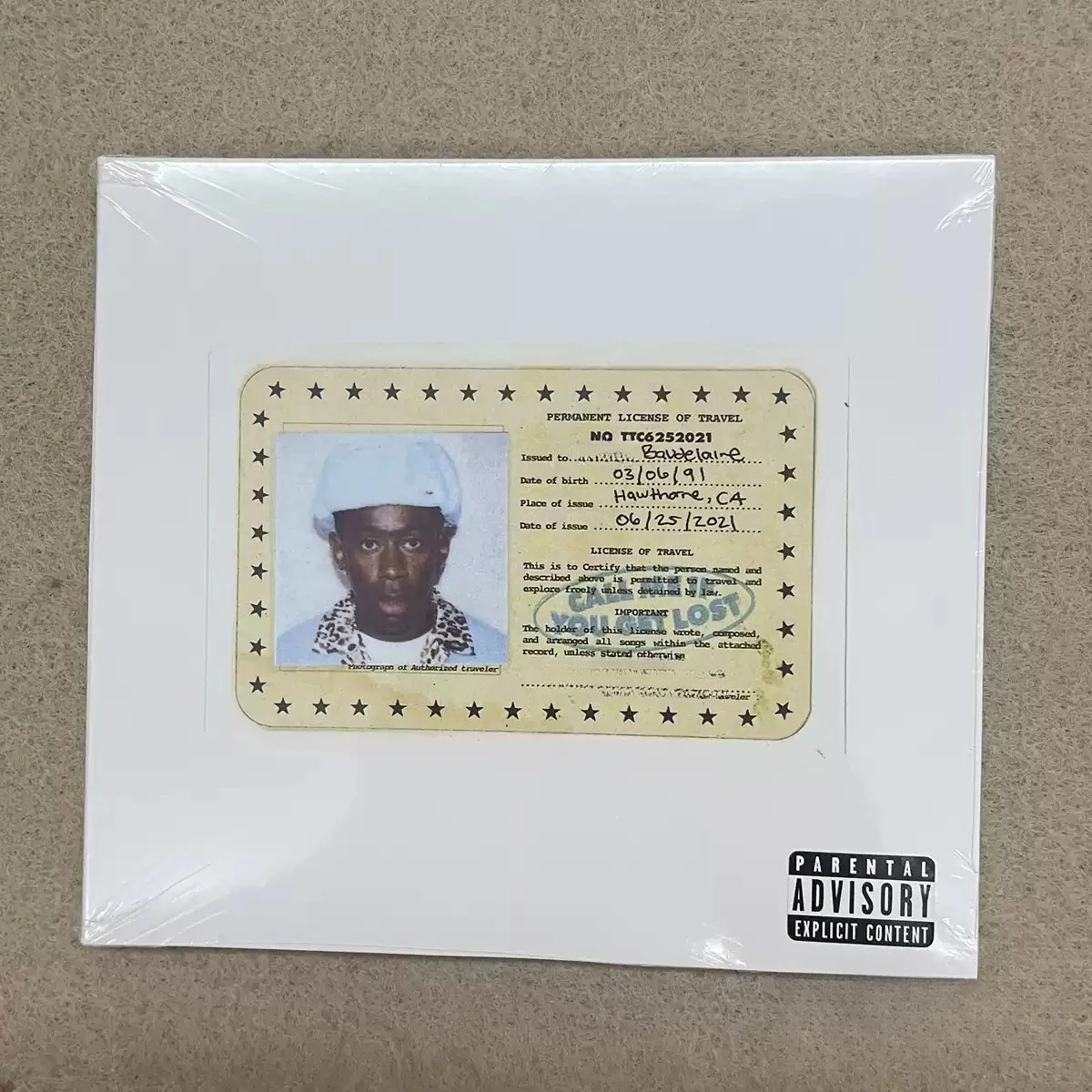 

Alternative Hip-Hop CD Minimalist White Case with Retro ID-Style Photo Print Premium Collectible Disc for Underground Rap Fans