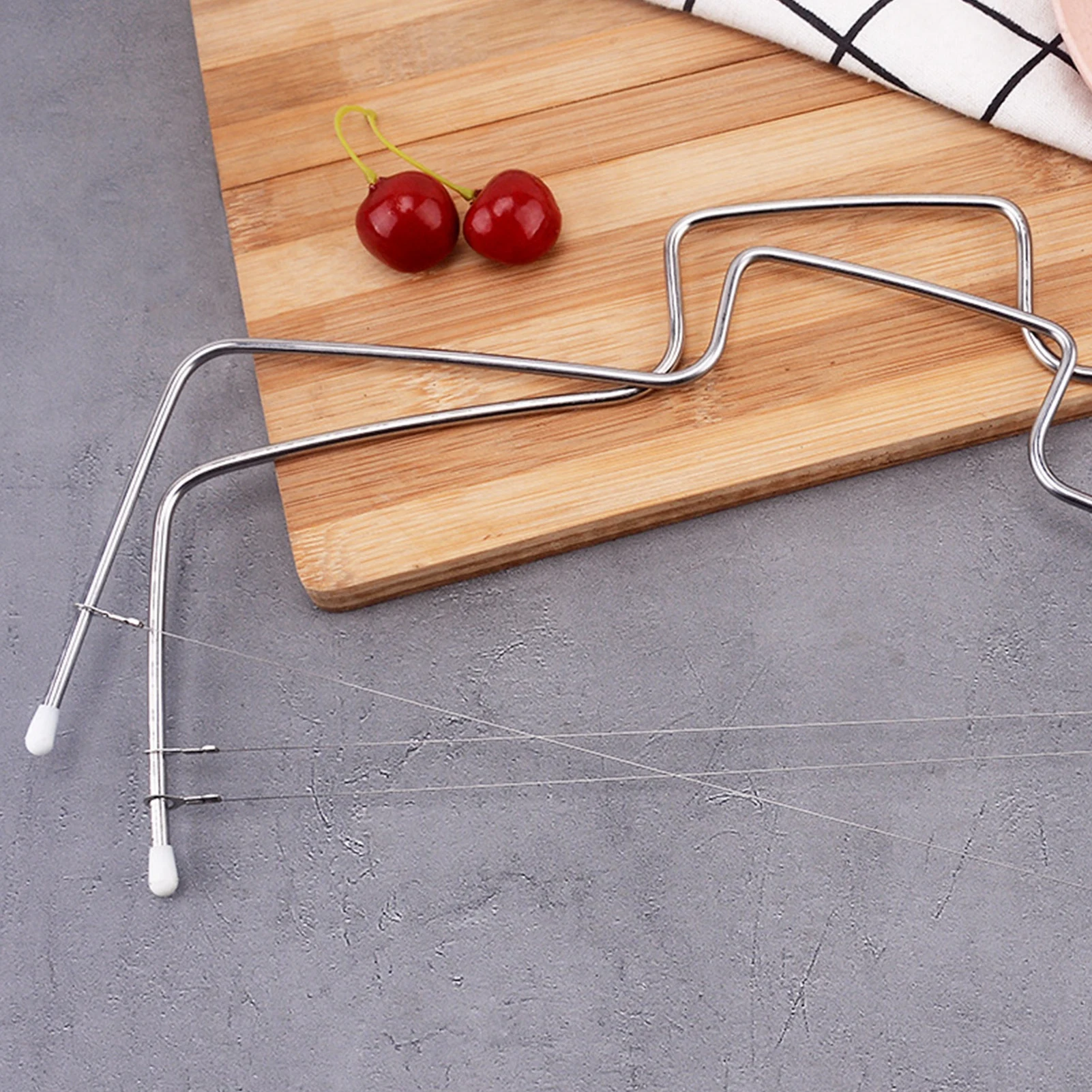 8 Speed Adjustable Stainless Steel Cake Leveler with Detachable Wire Precision Cutter for Smooth Even Layers