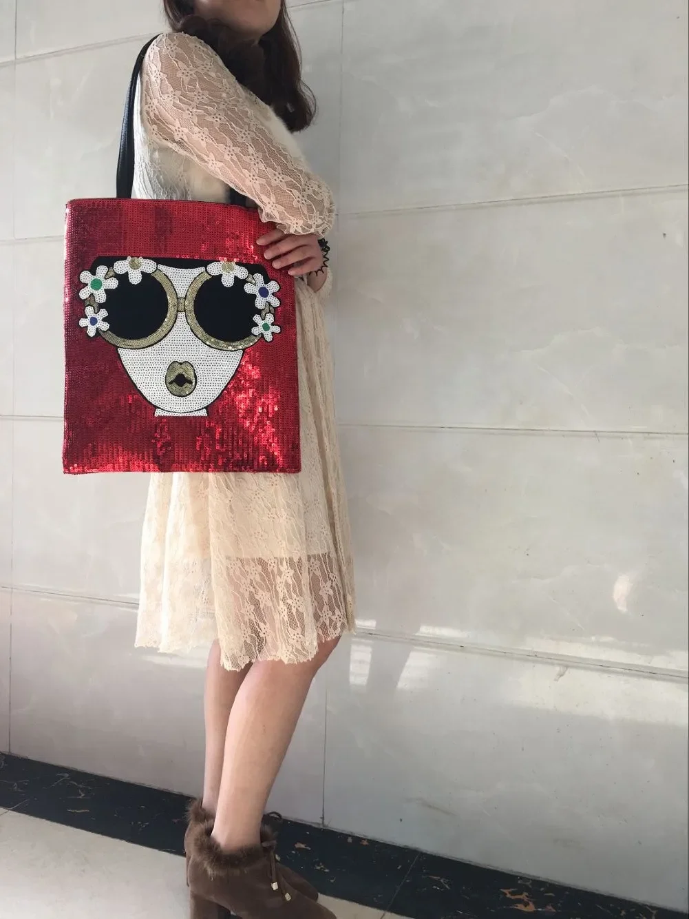 Fashion Shoe Cartoon Beauty Girl Elegant Women Sequins Leather Shoulder Handbag for Female Casual Shopping Totes Purse