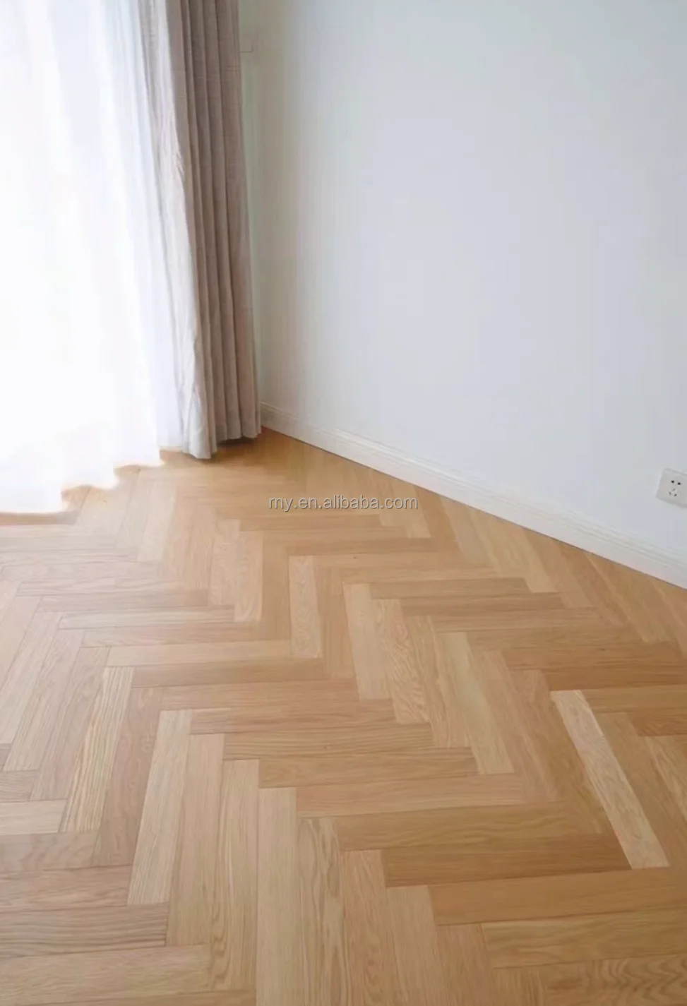 Versión personalizada Piso de madera de ingeniería en espiga de roble cepillado natural moderno clásico Compapado multicapa