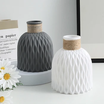Water Ripple Plastic Vase 1