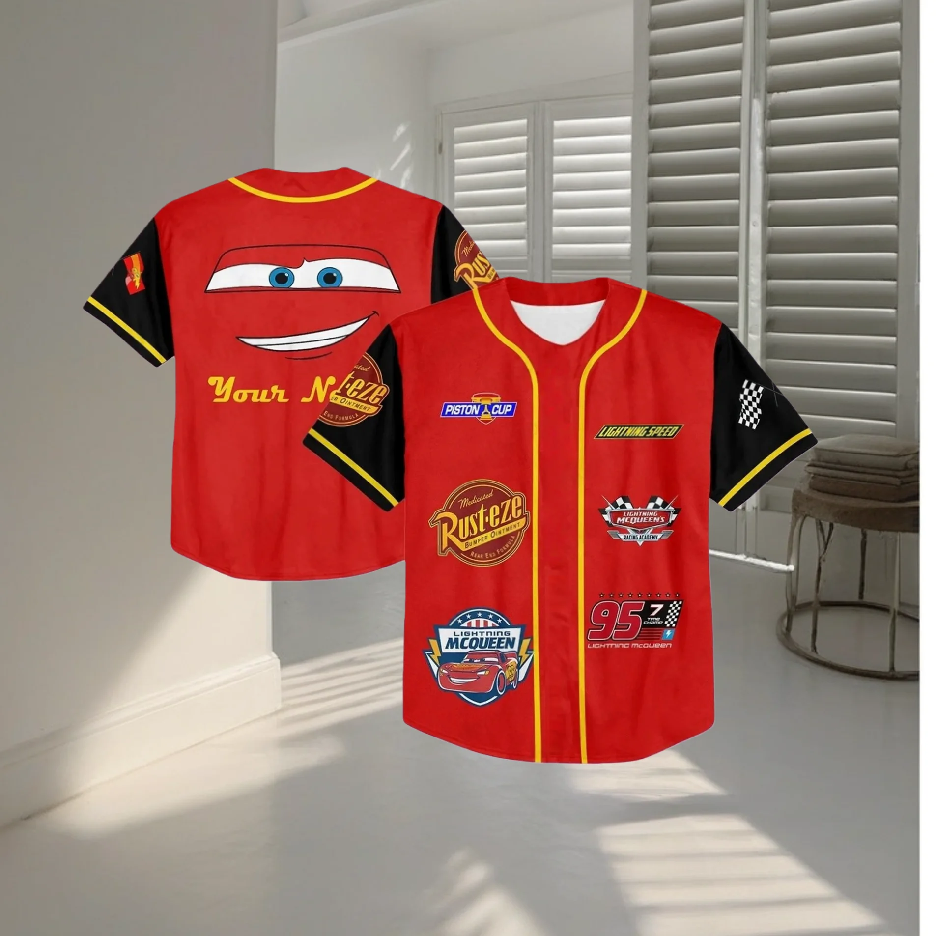2026 ديزني كارز لايتنينج ماكوين البيسبول جيرسي الرجال النساء الاطفال الصيف عادية كم قصير البيسبول قميص موضة جيرسي #1