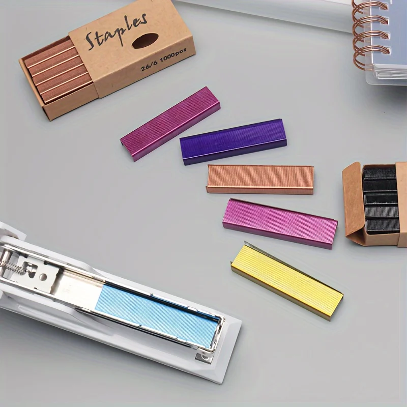 دبابيس قياسية كاملة مقاس 26/6، 1000 عبوة من دبابيس الألوان - دبابيس المكتب العامة، دبابيس المستندات