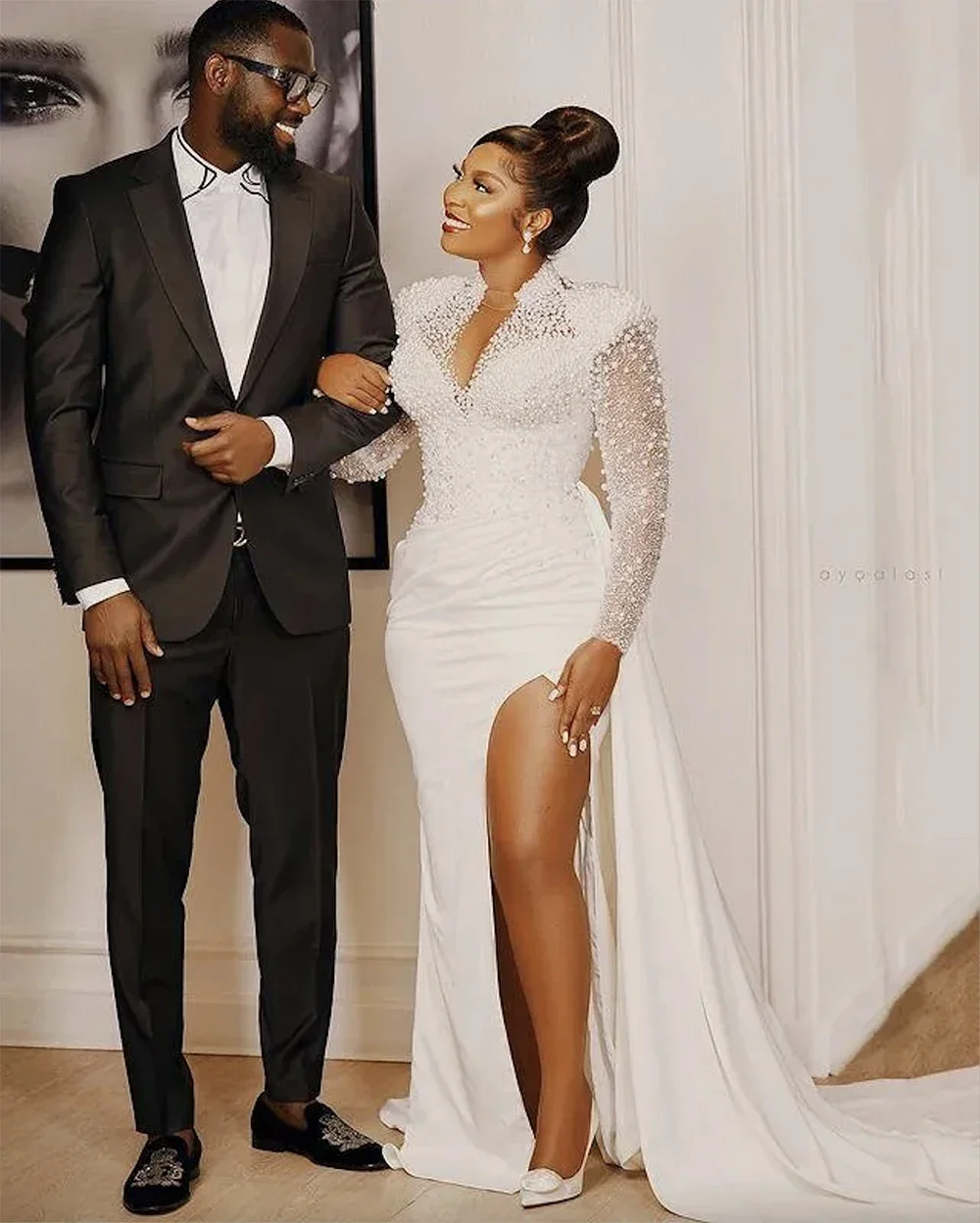 Robes De mariée sirène personnalisées africaines col haut dentelle Appliques perles perles côté fendu Illusion manches longues robes De No