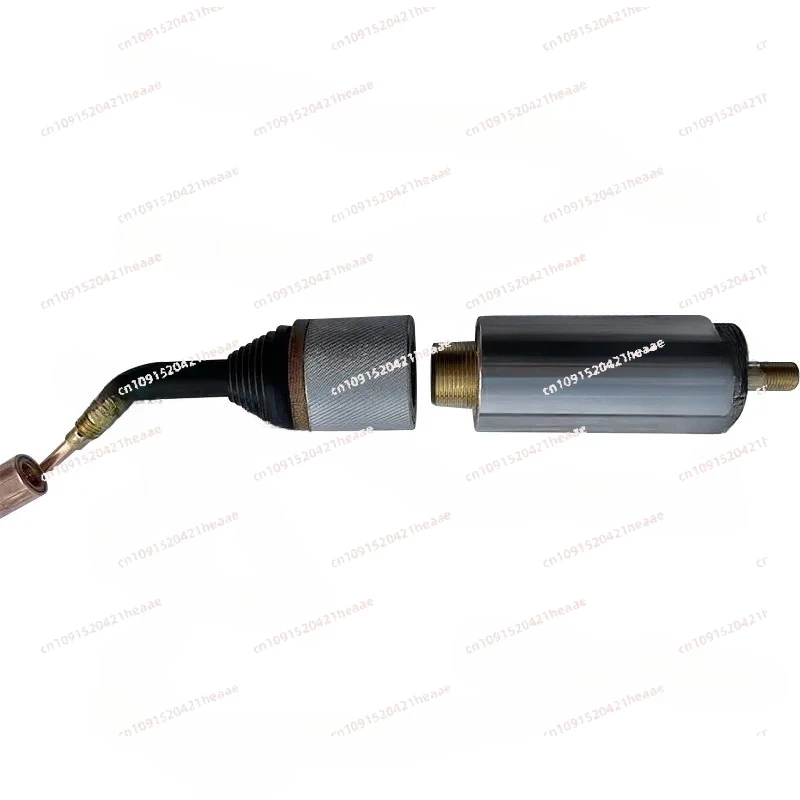 

Специализированная головка для сварочного пистолета, предназначенная для сварки в отверстиях и на интегрированных сварочных станках. Прочные аксессуары.