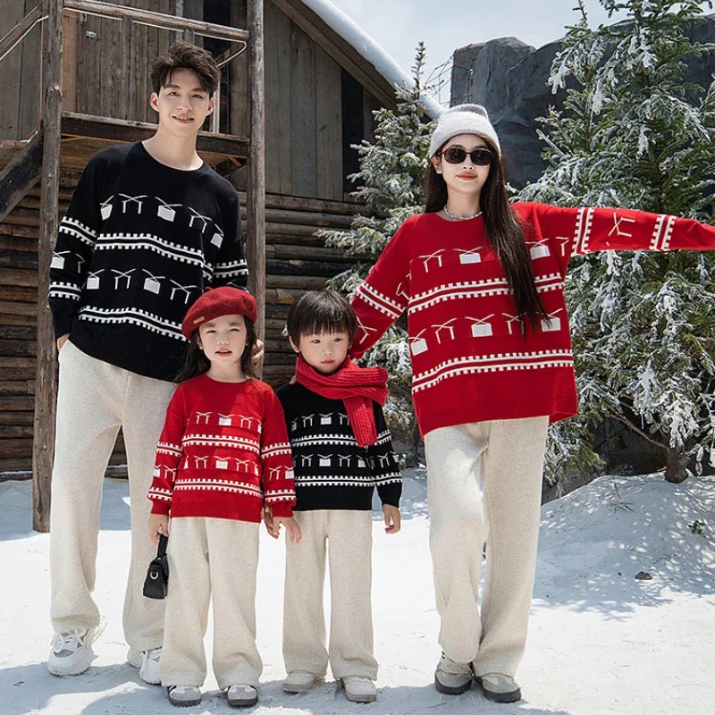 

New Year Family Christmas Sweater Knitted Parent-child Outfit Mother Father Daughter Son Matching Jumpers Pants Two Piece Sets