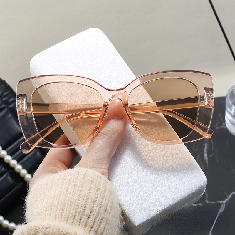 Lunettes de soleil aux yeux de chat pour femmes, lunettes de soleil décoratives, mode rétro, photo de rue