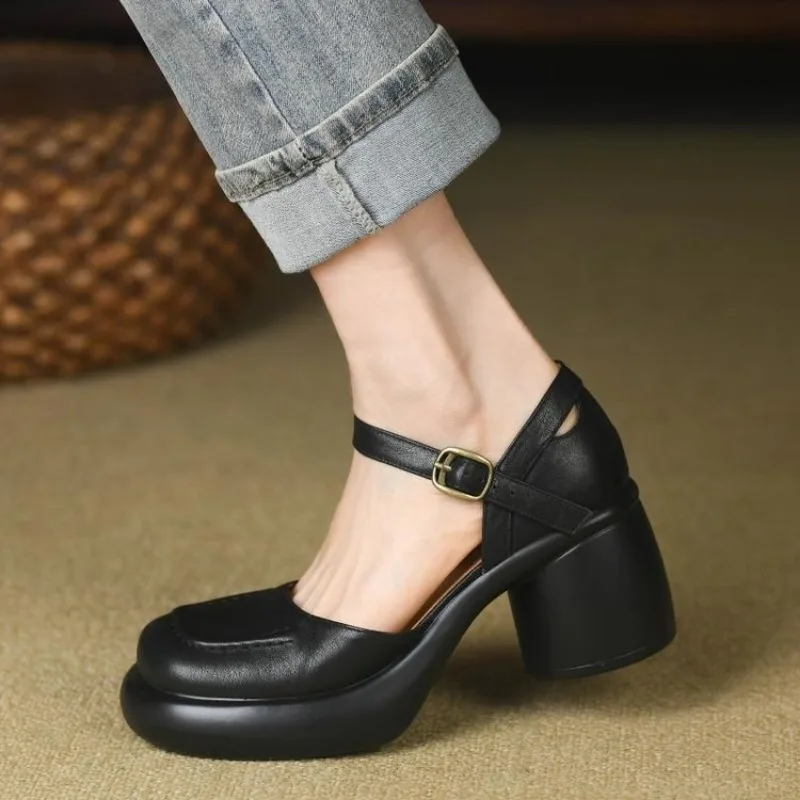 

Outdoors Women's Shoes Platform Solid Color New 2024 Hot Sale Spring Summer Shallow Mouth Buckle Round Head Shoes for Women