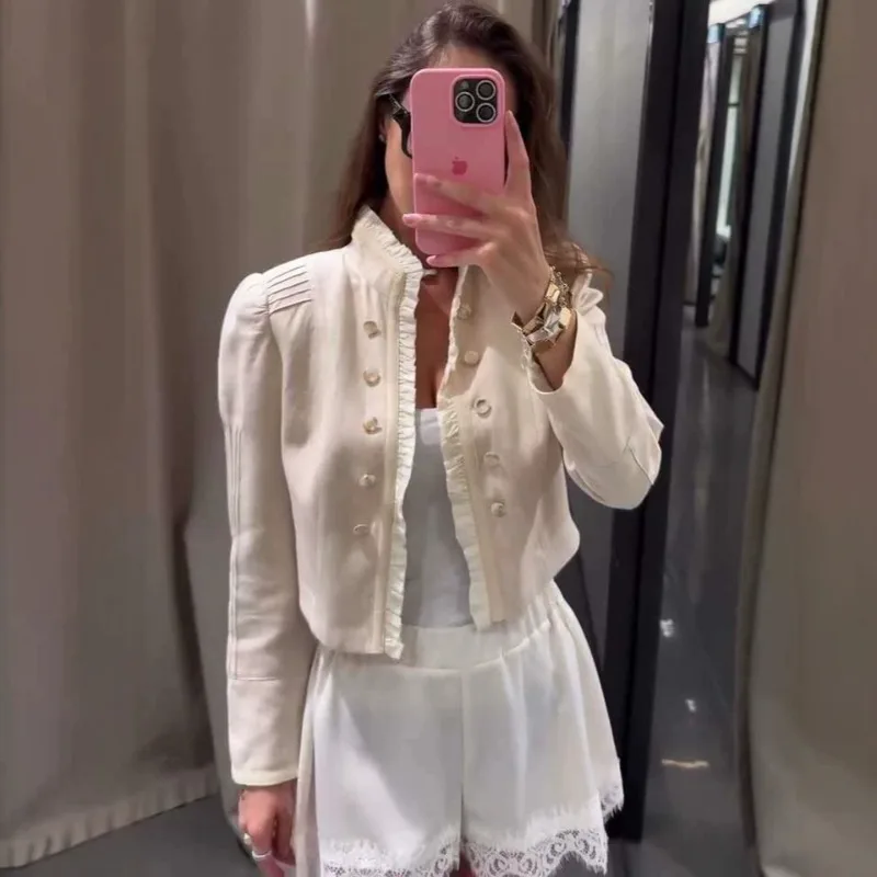 The Popular Women's Clothing, Simple Fitted Button-decorated Short Suit Jacket, Is A New Autumn Fashion Trend with Elegant Charm