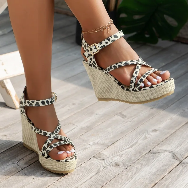 2024 Hot Sale Women's Shoes Buckle Strap Women's Sandals Fashion Leopard Print Dress Sandals Women New Peep Toe Wedge Sandals