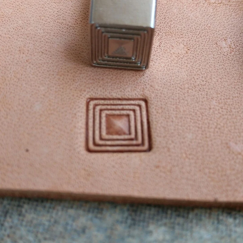 

1PC. 8x8mm Leather Stamping Tool Steel Geometric Weave Pattern for Leathercraft DIY Embossing Carving