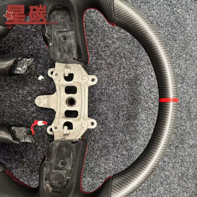 

For RAM 1500 TRX Matte Carbon Fiber Sports Steering Wheel Modification (Original Electric Heating Retained)