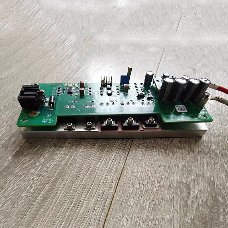 Industrial Laser Pump Source Driving Module Rated 45V22A Output 3V Voltage Difference Laser Drive Accessory