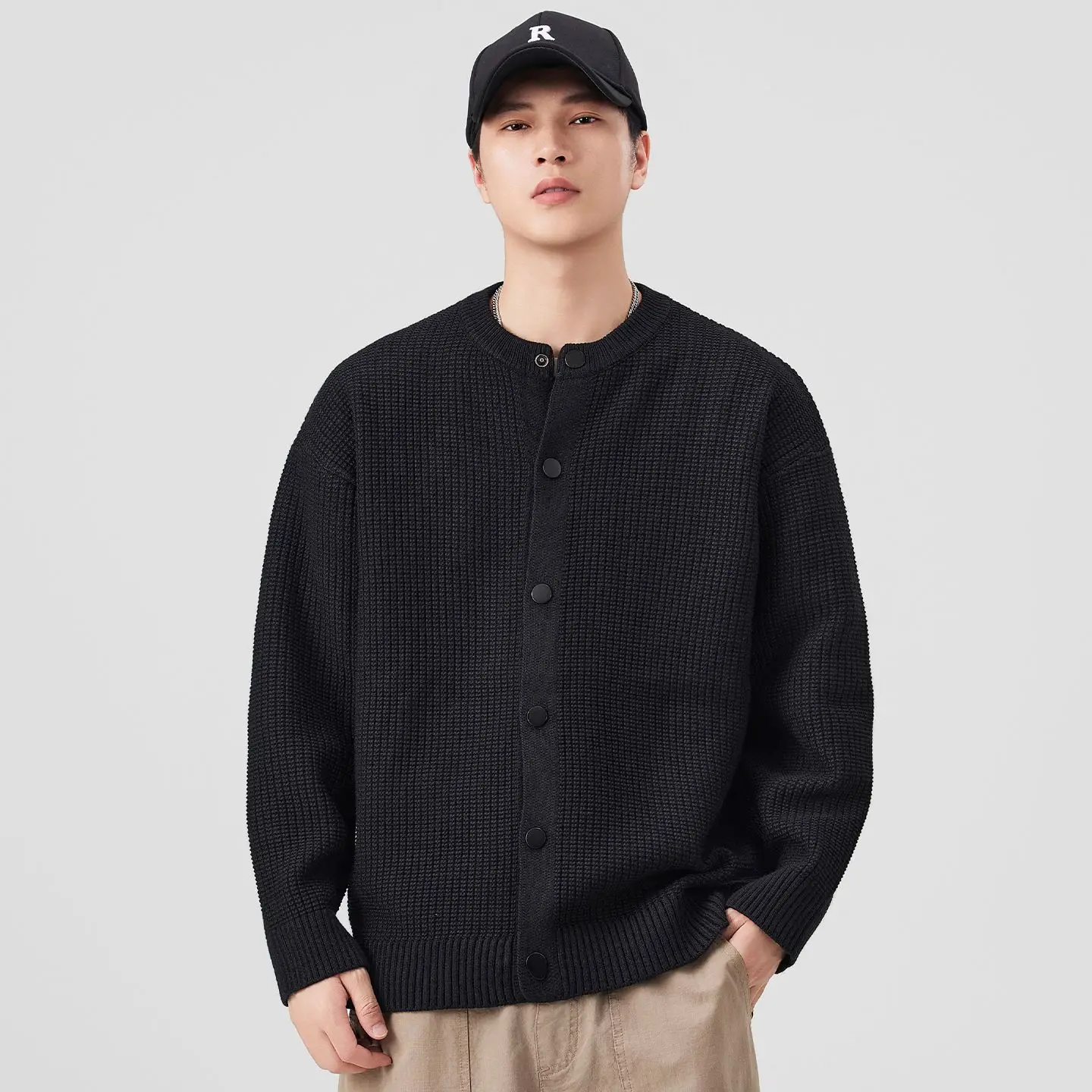 เสื้อคาร์ดิแกนไหมพรมแฟชั่นวินเทจสำหรับผู้ชาย ฤดูใบไม้ร่วง ฤดูหนาว ทรงหลวม สไตล์ลำลอง เสื้อคลุมแจ็คเก็ตสำหรับคู่รัก สตรีทแวร์ เสื้อโค้ทกันหนาว