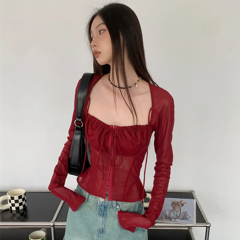 

Уличная одежда, бордовые сетчатые топы, женская футболка с длинным рукавом и квадратным воротником на шнуровке, укороченный топ, весна-лето 2024 Y2k, шикарные топы