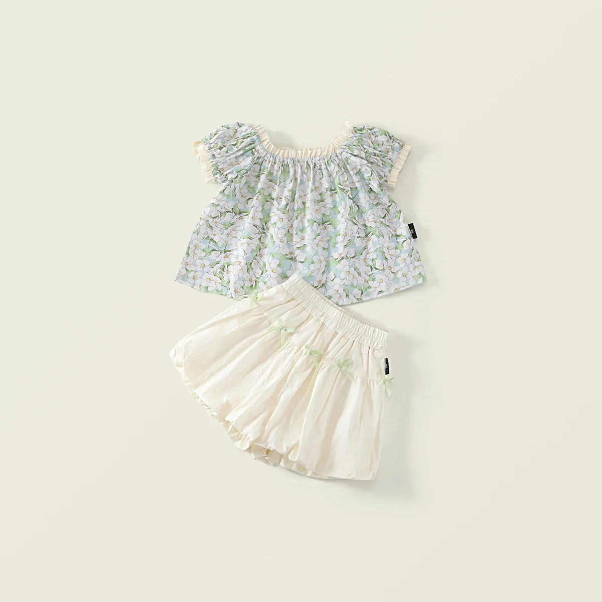 new summer girl clothes 2pc/set top sleeveless shirt+short pant children baby kids students fashion 90-140 2-7y flower lovely