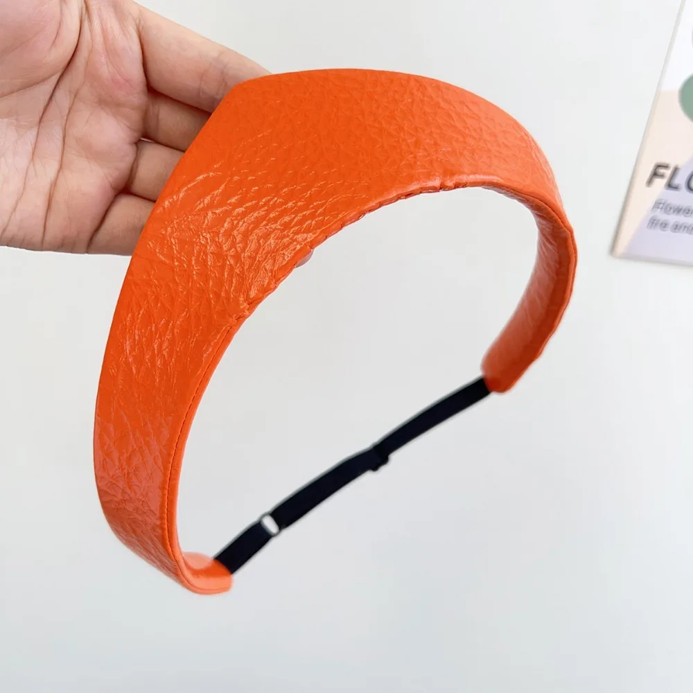 

Vintage Adjustable Women Headband Leather Anti Slip Hairpin Headband European and American Hair Hoop Ladies Headwear