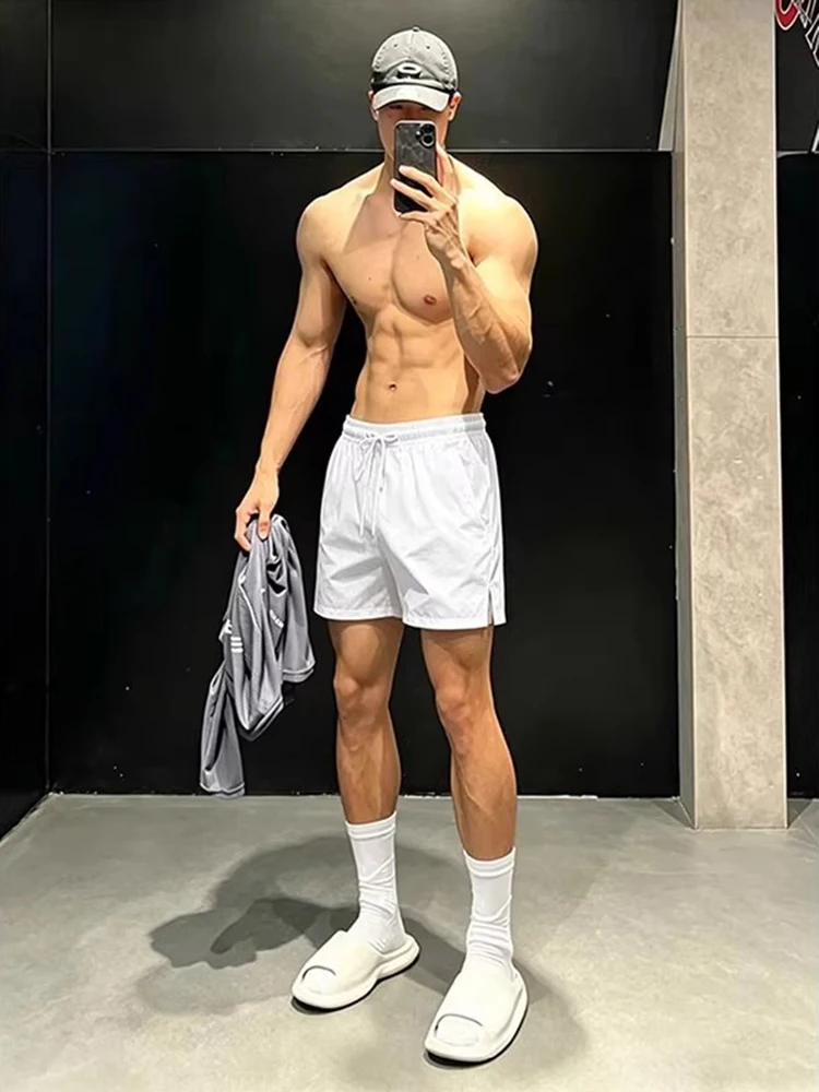 

White Split Fitness Shorts Men Summer Ice Silk Quick Dry Thin Breathable Four Inch American Training Running Sports Pants