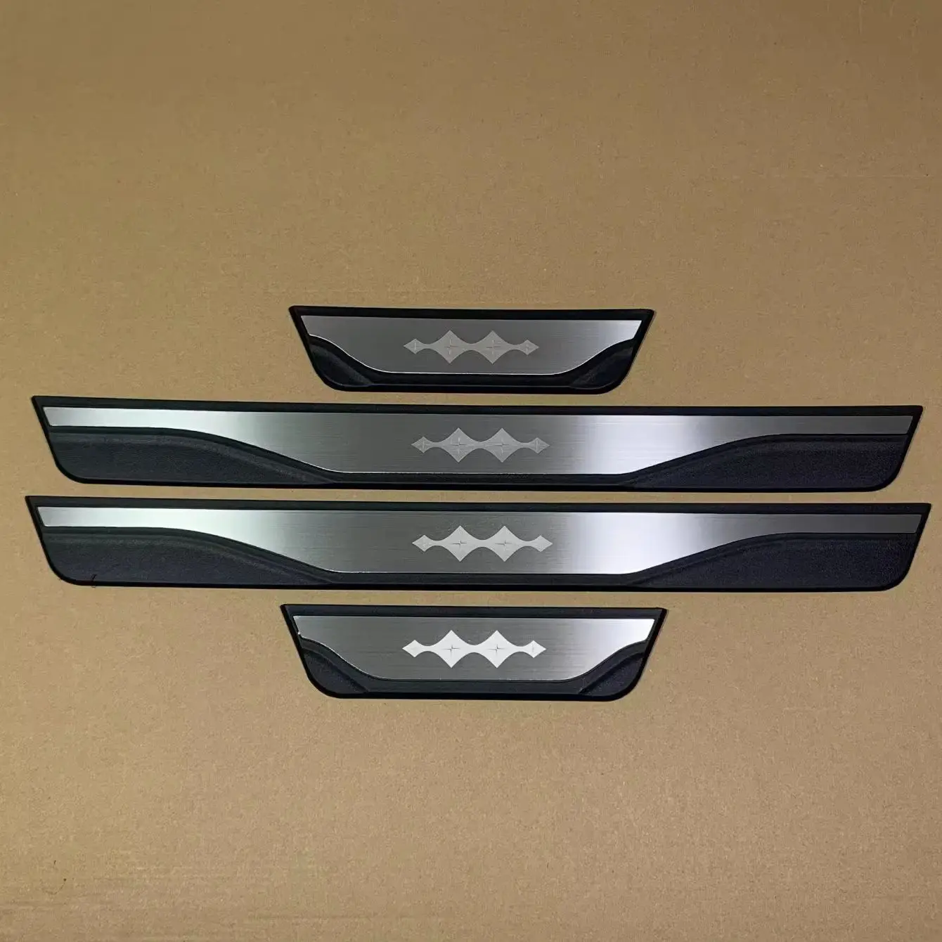 For Leopard 5 8 Titanium 3 7 Auto Parts Door Sill Scuff Plate Kick Protector Stickers Cover Guard Pedal Car Supplies Accessories