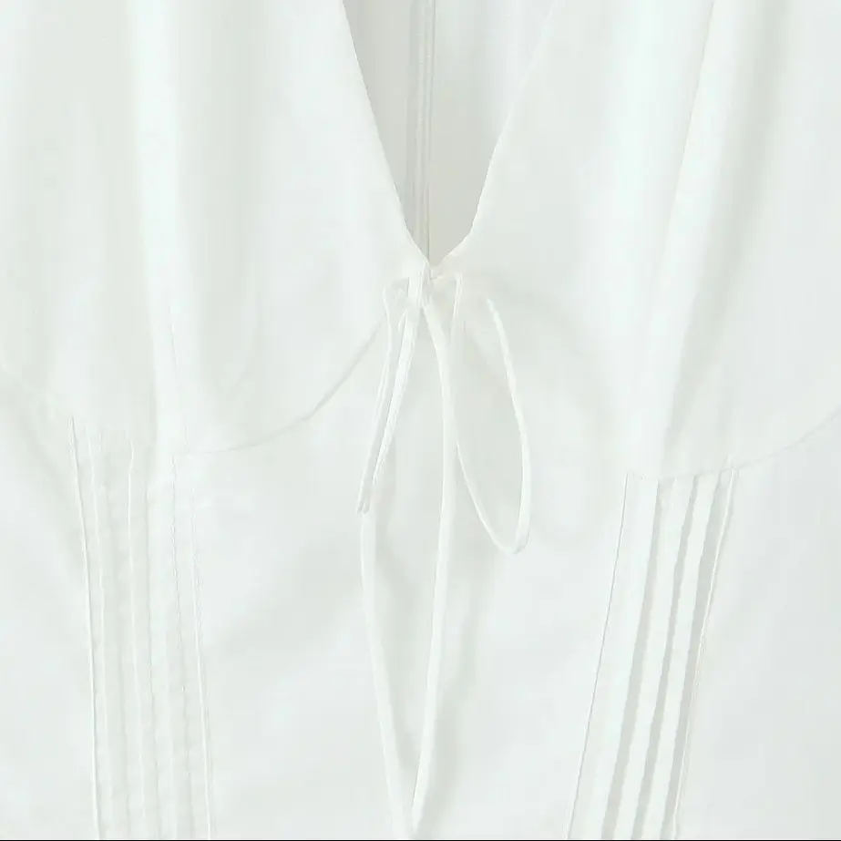 2024 seksowna biała sukienka z niska klatka gorsetem w stylu Mini sukienka krótki bufiasty rękaw kobiet marszczona plisowana suknia balowa