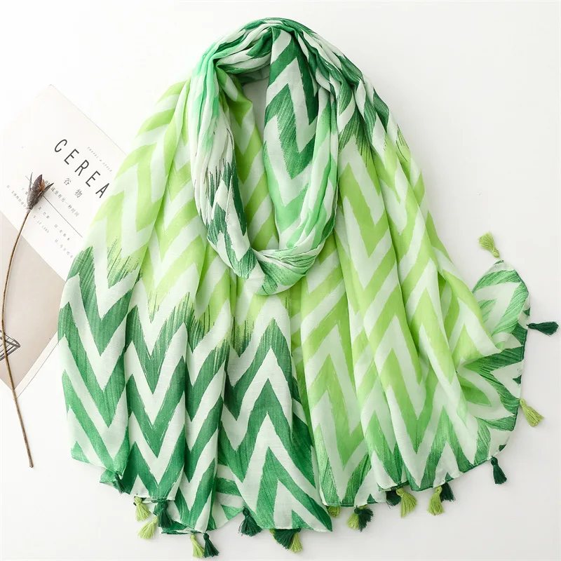 2024 Fashion Ombre Wave Striped Line Tassel Viscose Shawls Scarf High Quality Wrap Pashmina Stole Bufandas Muslim Hijab 180*90Cm