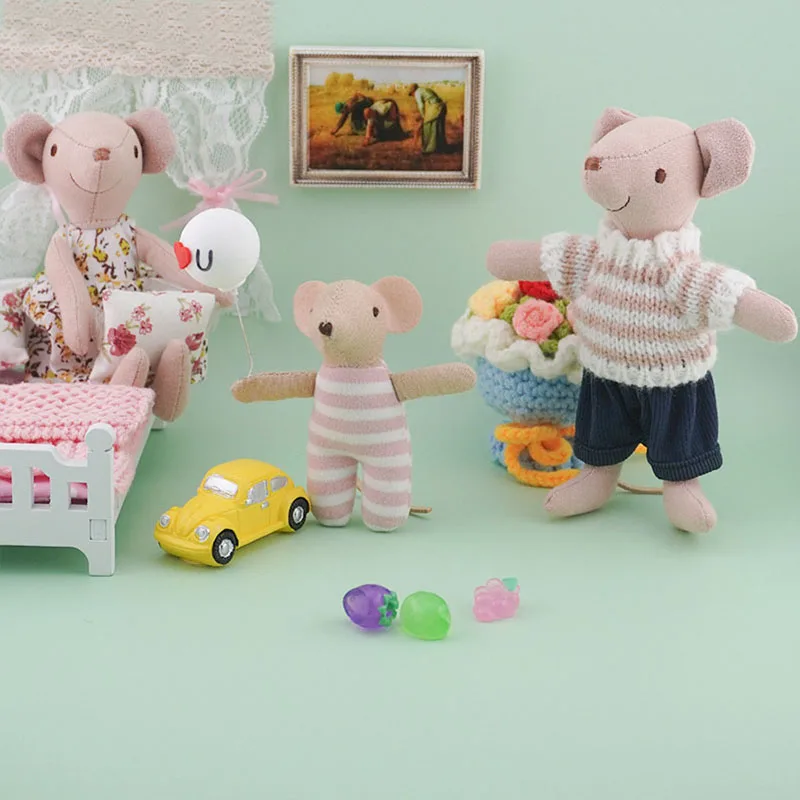 1:12 Scale Interchangeable 5.9-inch Mini Mouse Dollhouse Accessories Figurines Ornaments Festive Decor Perfect Gift