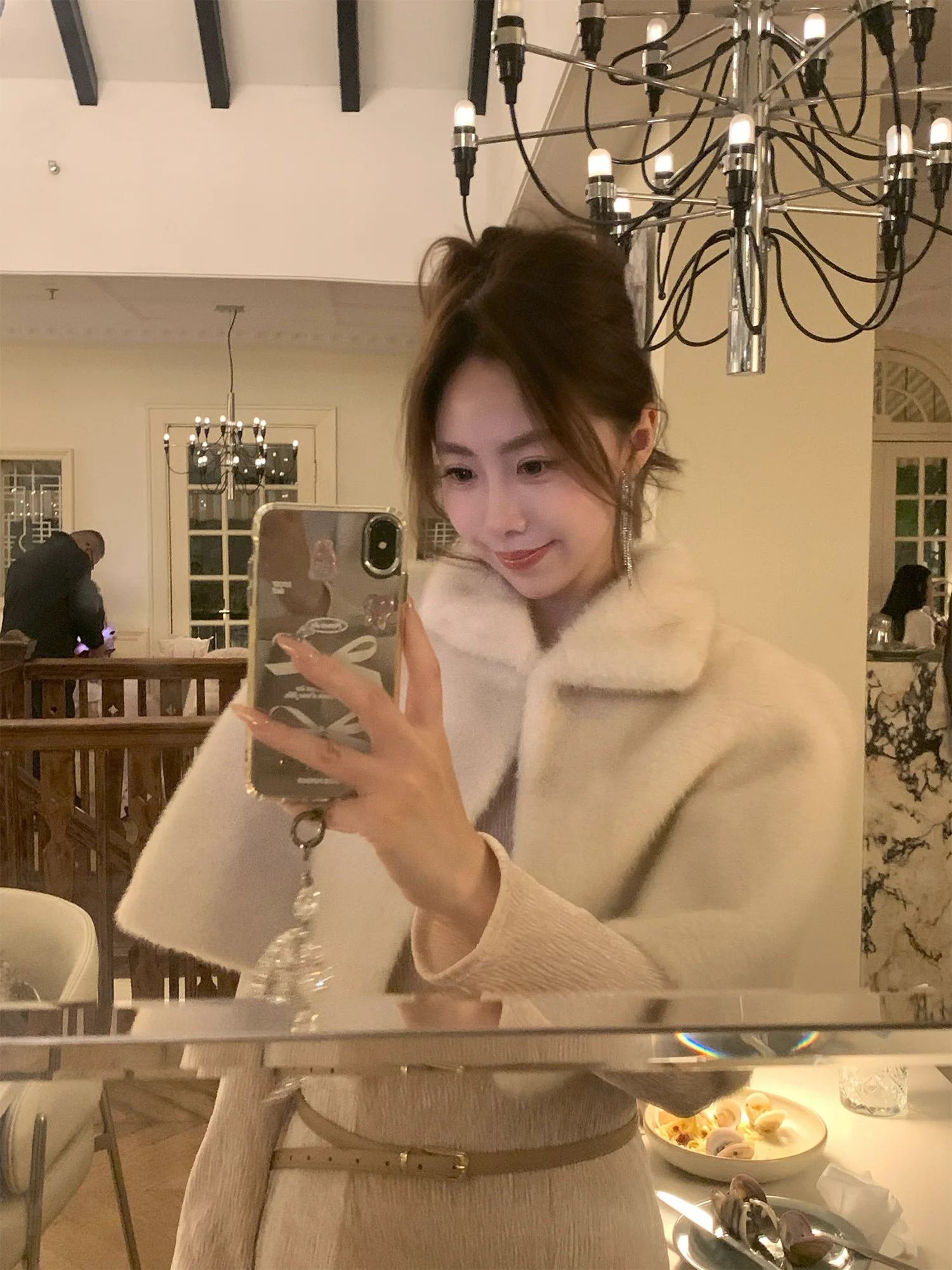 

Пальто-накидка Ele Paris из искусственного меха волка, верхняя одежда из полиэфирного волокна, женское, теплое, длинное, средней длины, на пуговицах, однотонное