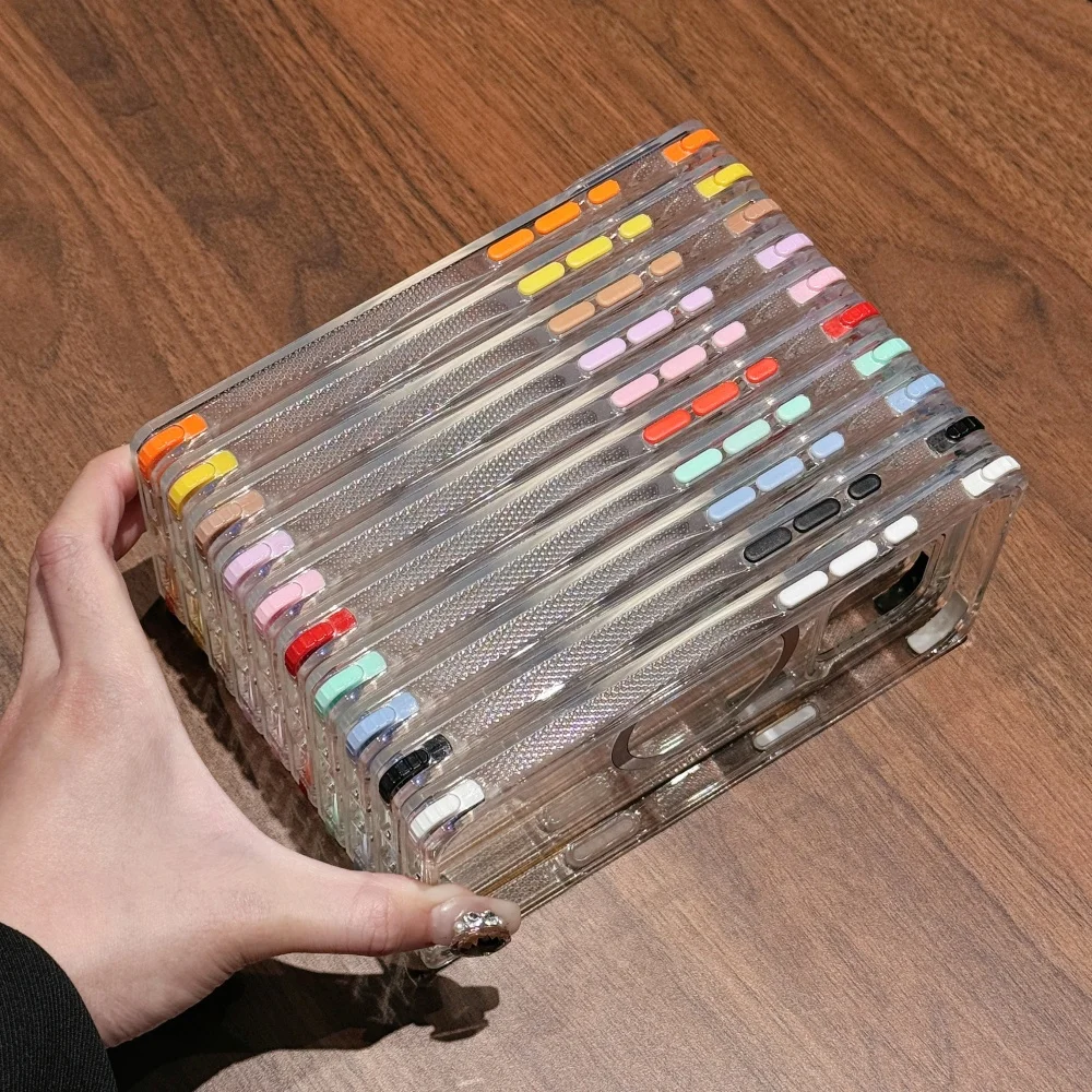 Kreatywne, kwadratowe etui z magnetycznym systemem bezprzewodowego ładowania do iPhone'a 18, 17 Pro Max, 16, 15 Pro, w pastelowych kolorach, przezroczyste, wykonane z twardego poliwęglanu. — zdjęcie produktu 4