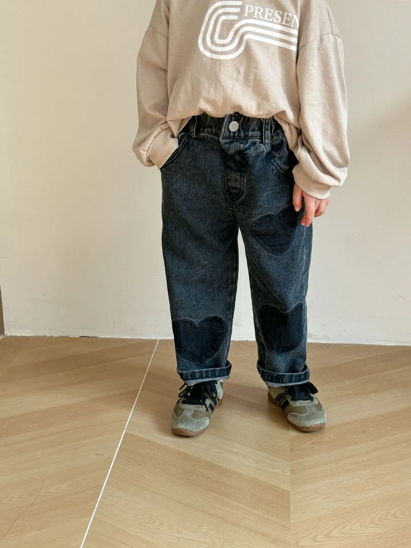 Children\'s Soft Jeans Love Casual Pants 2024 New Spring and Autumn Season Baby Straight Leg Pants