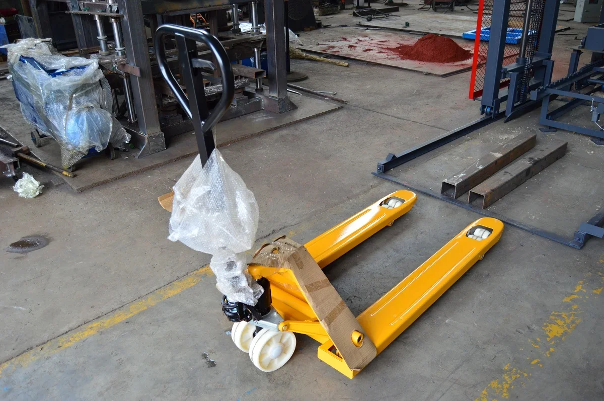 Wózek hydrauliczny 2t