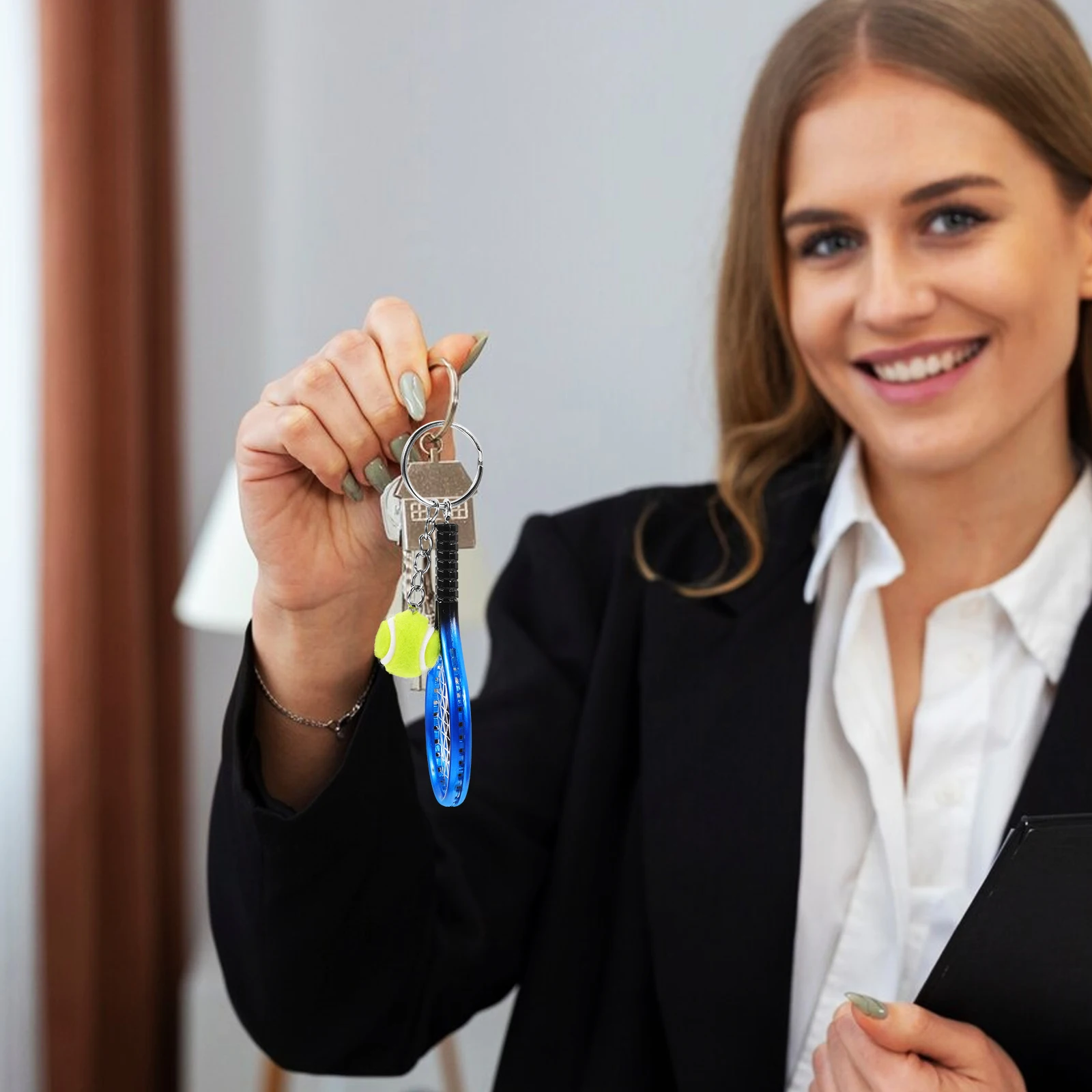 

3Pcs Delicate Tennis Shape Keychains Fine Workmanship Exquisite Detail Lightweight Portable Key Ring Decor for Backpacks Luggage