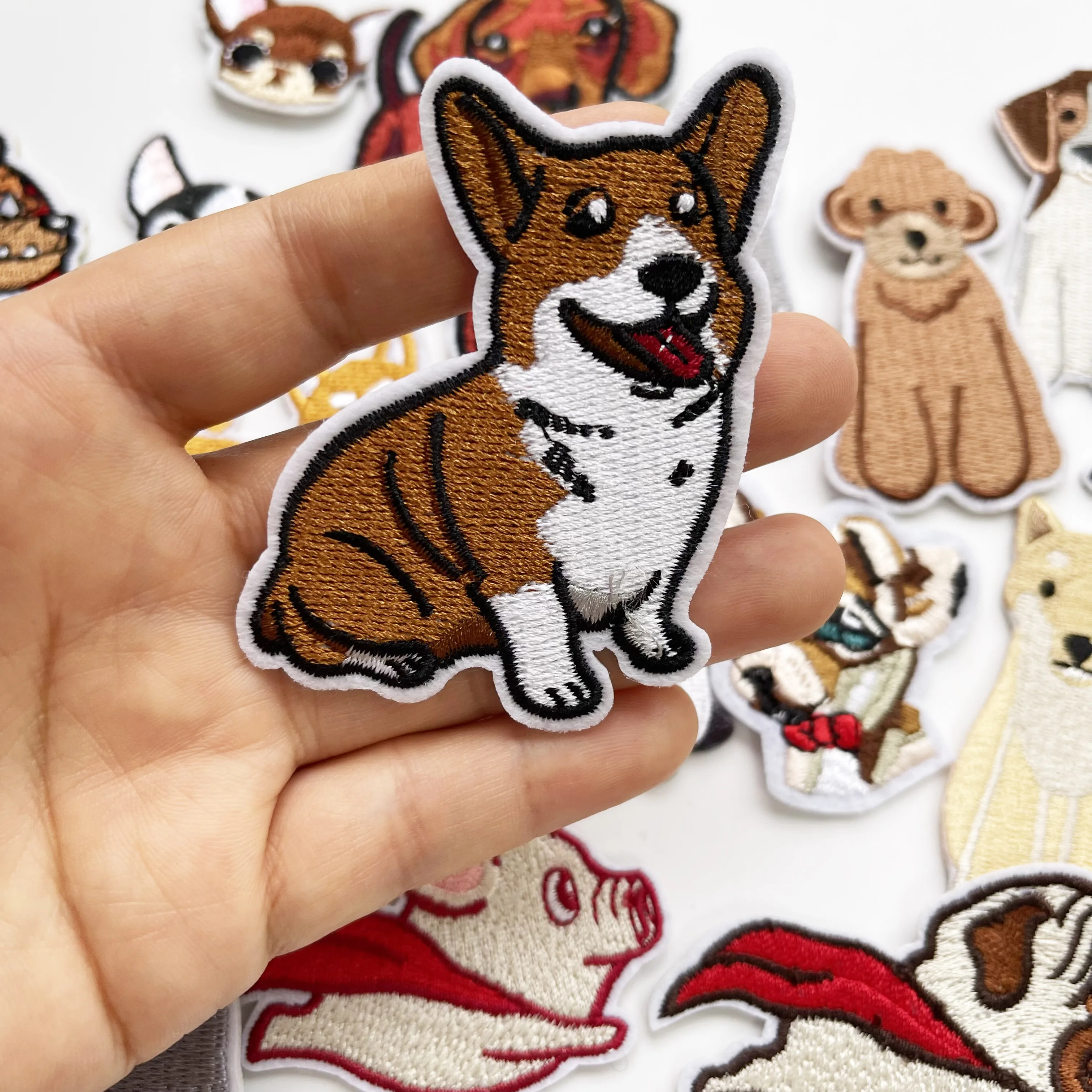 Cartoon/Dog Patches For Clothing Fox Husky Claw Pug Embroidered patch Thermoadhesive Iron on patches for Jacket DIY Sew Stickers