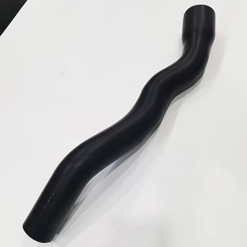 

Выпускной шланг интеркулера для пикапа SAIC Maxus T60 OE C 00047882