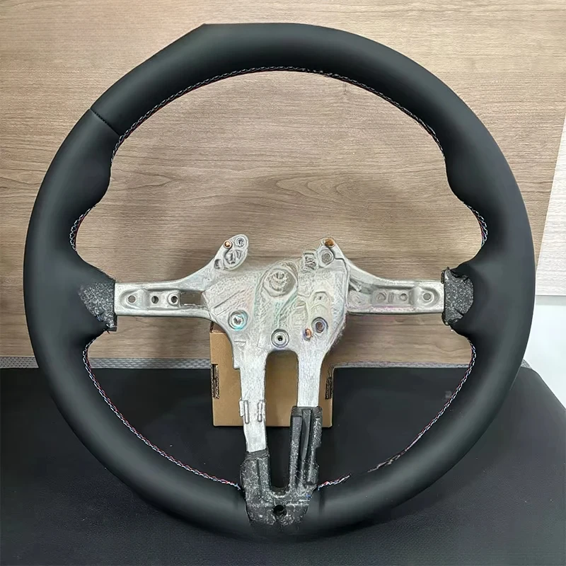 

Кожаный чехол на руль для BMW M5 M3 M2 M8 F10 F30 E90 E89 F12 F13 F20 F06 F80 F82 F83 F31, автомобильный аксессуар