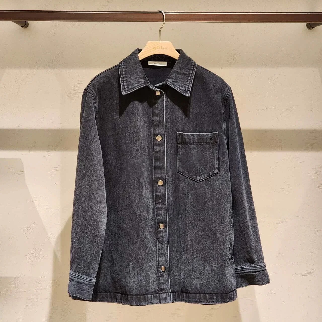 

Spring Commute Cotton Denim Jacket Pure Cotton Collar Versatile Slimming Top V-Neck Long Sleeve Mid-Length Button-Up Coat