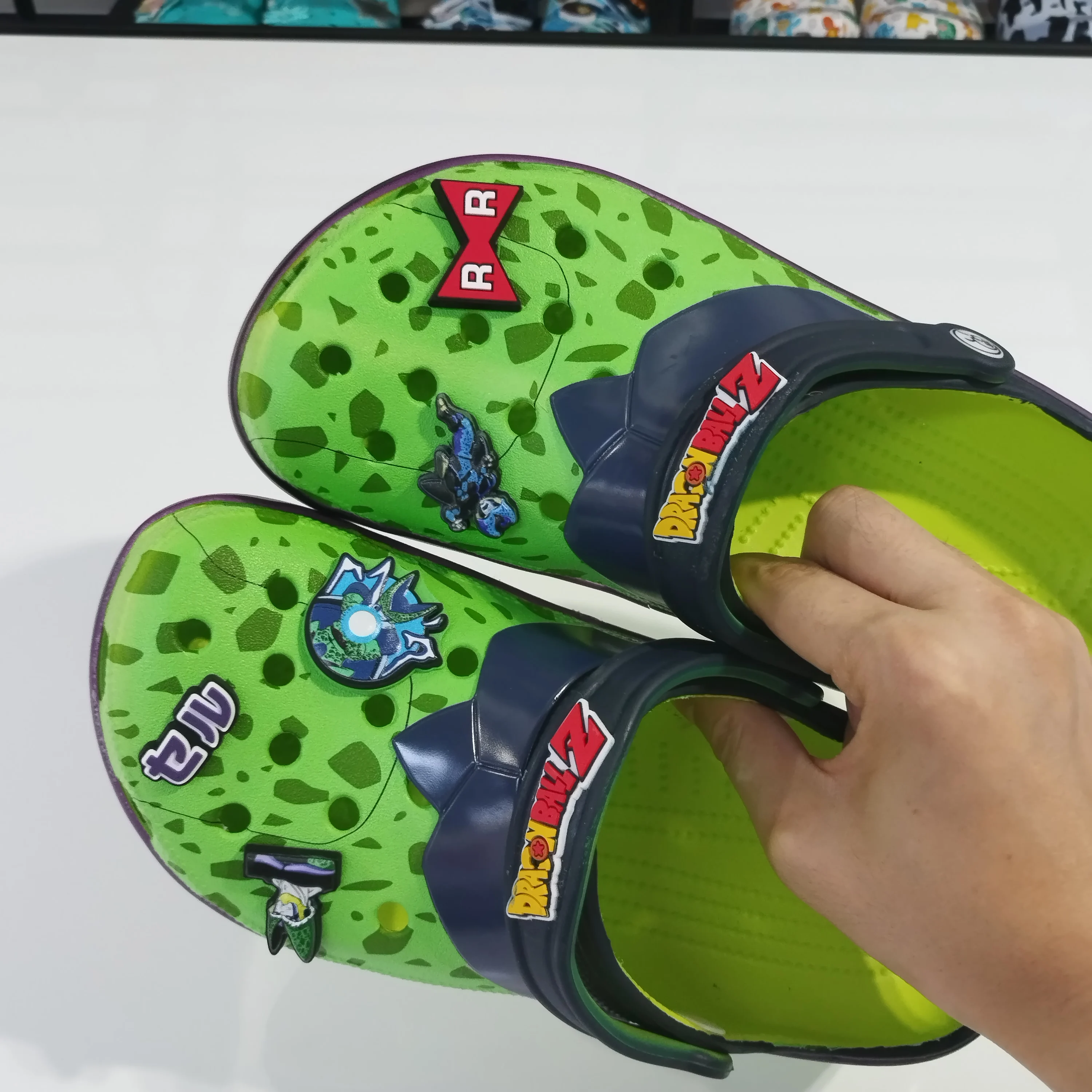 New Inventory Dragon Ball Green Cool Slippers And Sandals Kawaii Anime Home Beach Shoes Pool Anti Slip Summer Slippers view 3