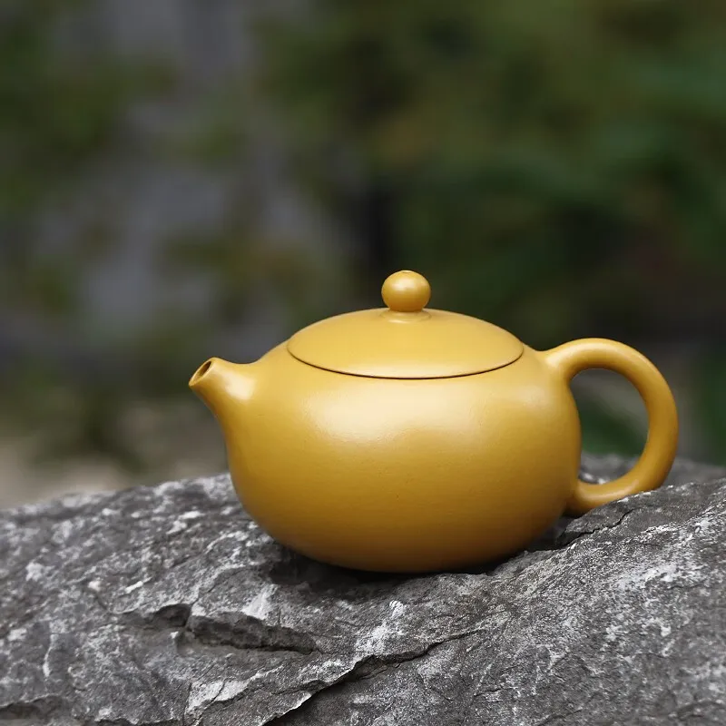 

Zanghutianxia Yixing Zisha Teapot Handmade Zisha Tea Set Raw Ore Golden Segment Mud Handmade Teapot Xi Shi Xi Shi