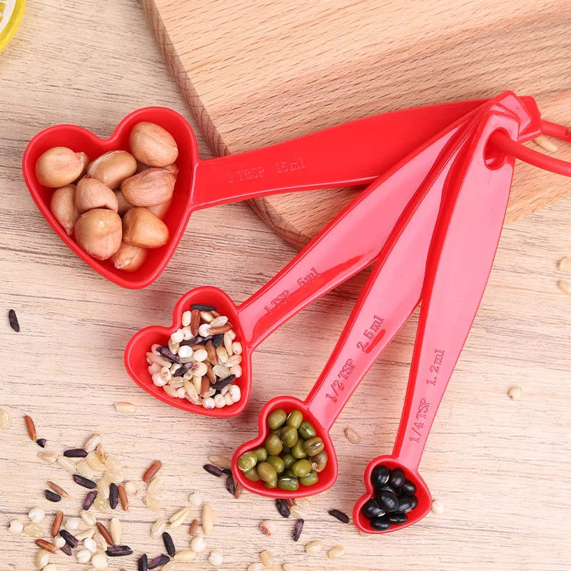 Plastic heart-shaped measuring cup measuring spoon measuring spoon set of eight grams scale baking household tools kitchen spoon view 2