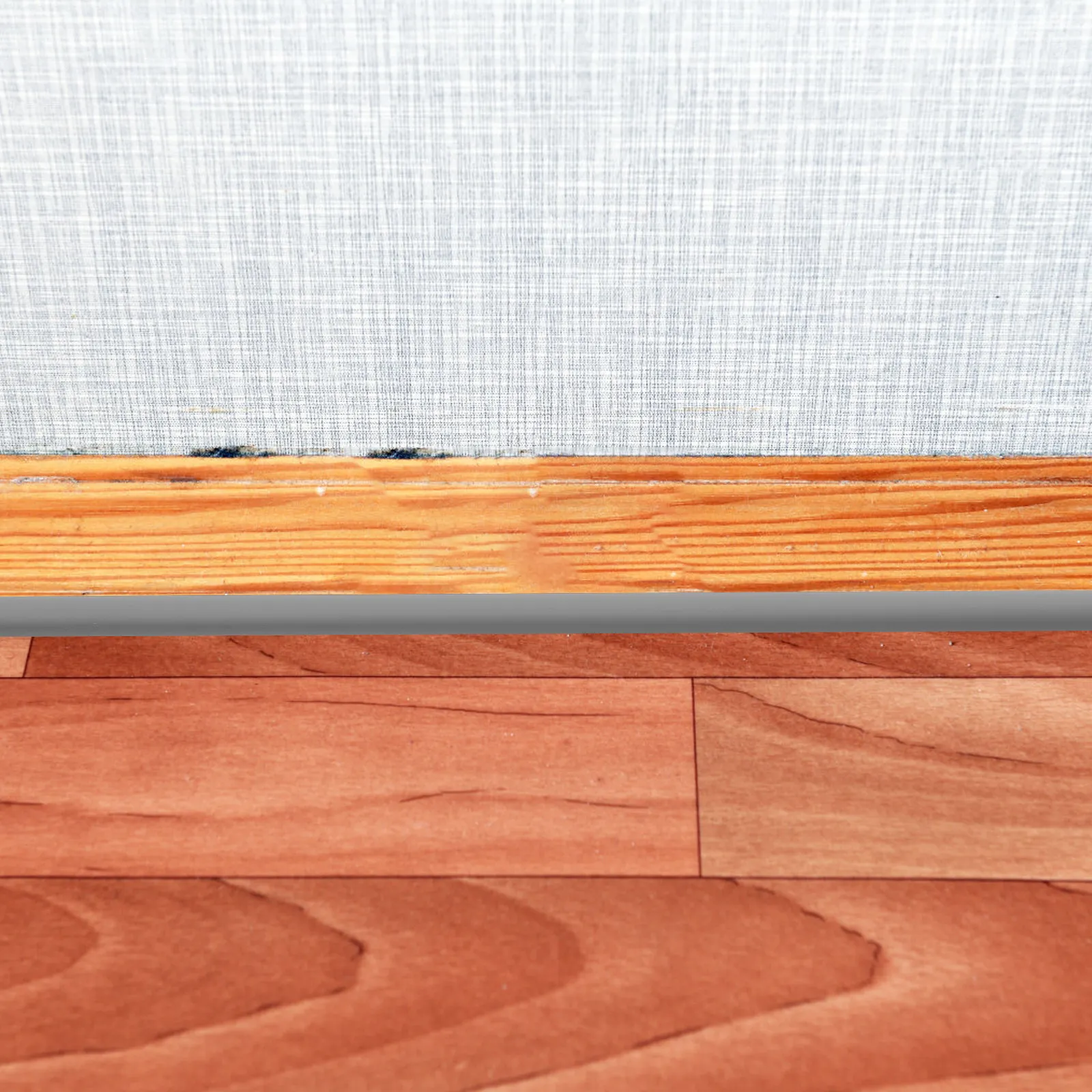 

ПВХ-ленты для скрытия кабелей в стене, органайзеры для проводов, каналы-консилеры для скрытия кабелей по стене