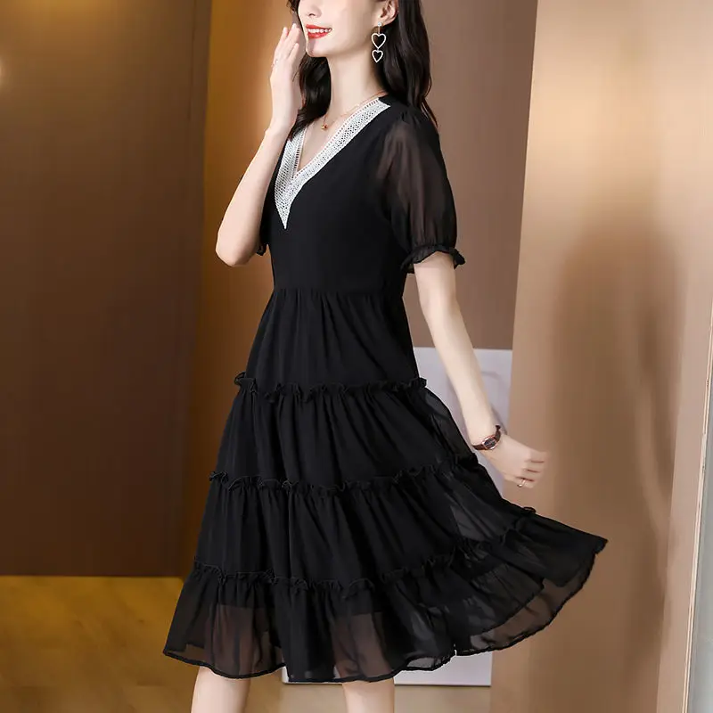 Black Slim Chiffon Dress Summer New Large Women's Dress Waistband Temperament Slim Fit V-Neck Pleated Commuting Korean Version