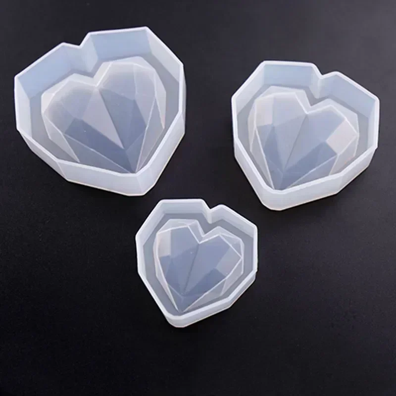 1Pcs 3D Love Heart Design Silicone Cake Mold Diamond Soap Moulds DIY Car Pendant Gypsum Plaster Heart Mold Handmade Candle Molds