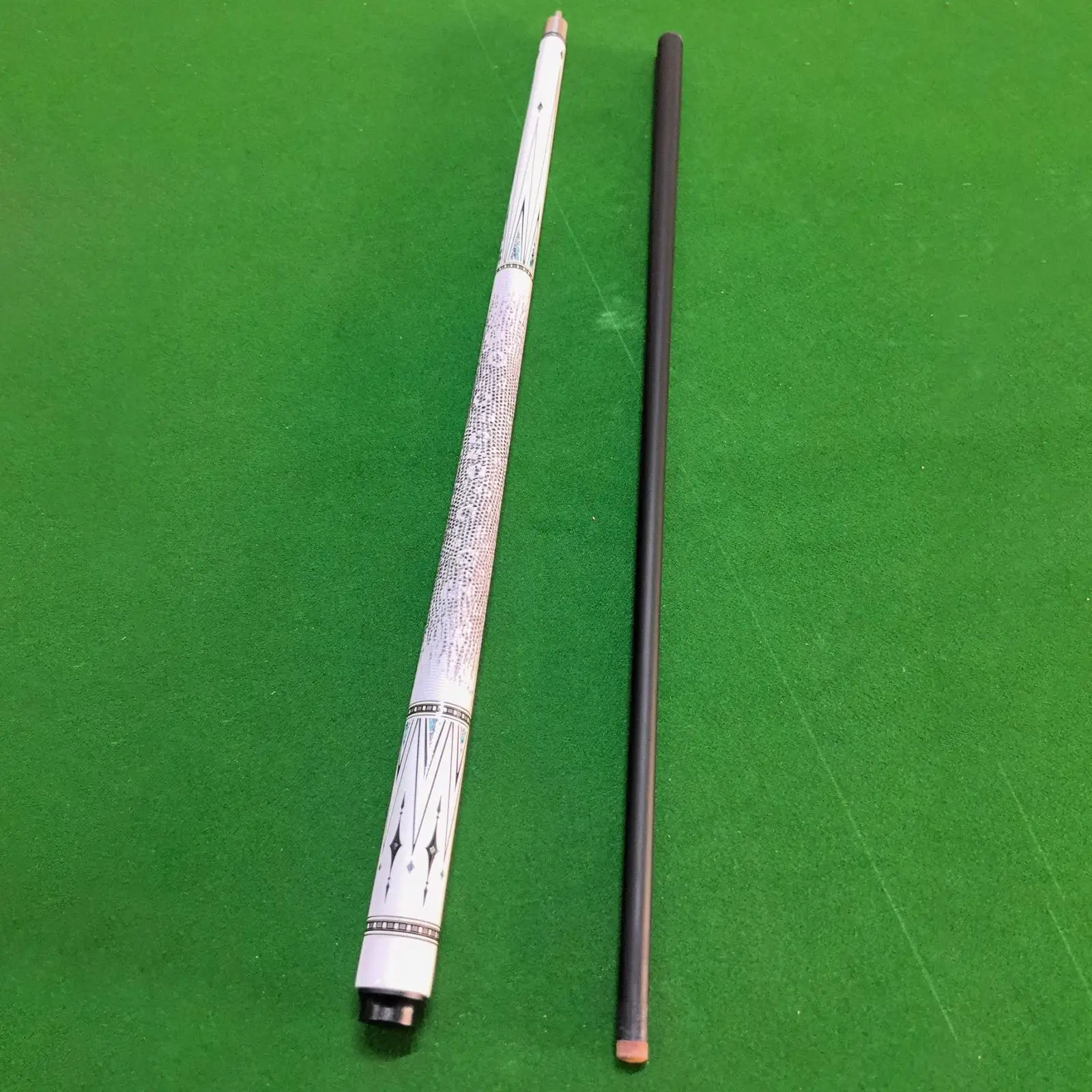 

Профессиональный кий для бильярда из углеродного волокна, мощный, двухсекционный, для взрослых игроков в бильярд