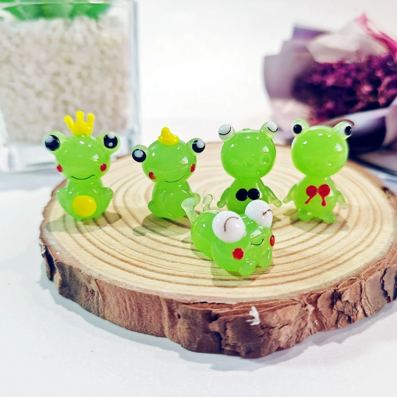

Glass Cute Mini Frog Animal Miniature Fairy Garden Ornament Statue Micro Landscape Home Car Office Decor Ornament Accessories
